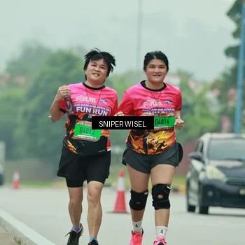 Runner Photo 7042852