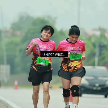Runner Photo 7042853