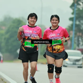 Runner Photo 7042860