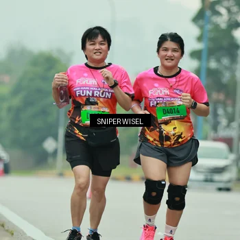Runner Photo 7042868