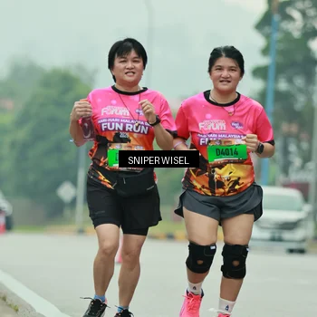 Runner Photo 7042874