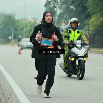 Runner Photo 7042958