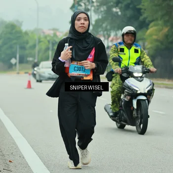 Runner Photo 7042969