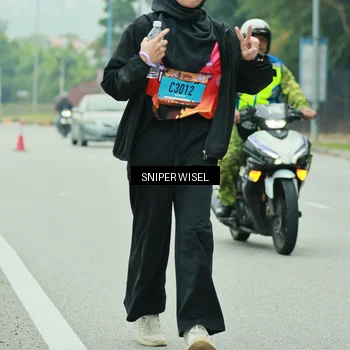 Runner Photo 7042980