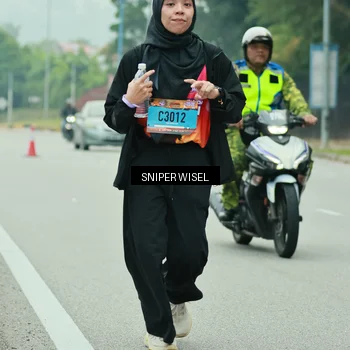 Runner Photo 7042981