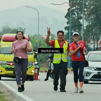 Runner Photo 7043028