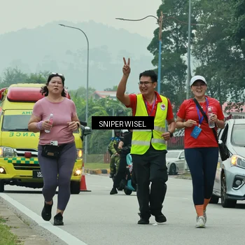 Runner Photo 7043049