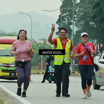 Runner Photo 7043054