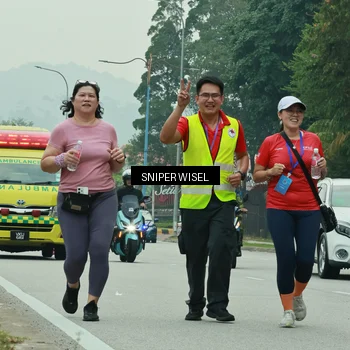 Runner Photo 7043069