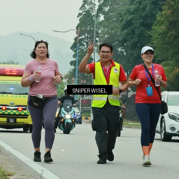 Runner Photo 7043072