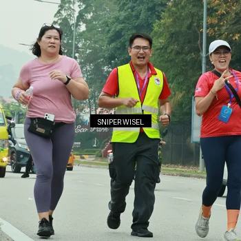 Runner Photo 7043086