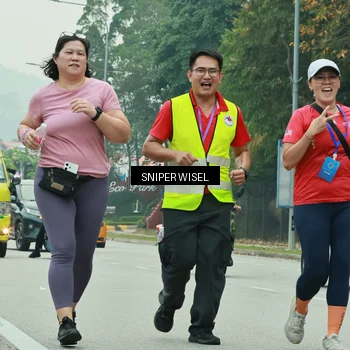 Runner Photo 7043087