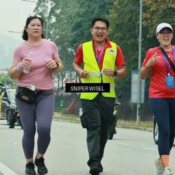 Runner Photo 7043090