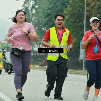 Runner Photo 7043093