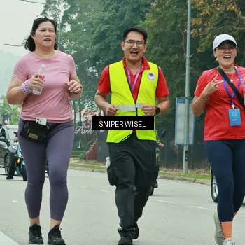 Runner Photo 7043095