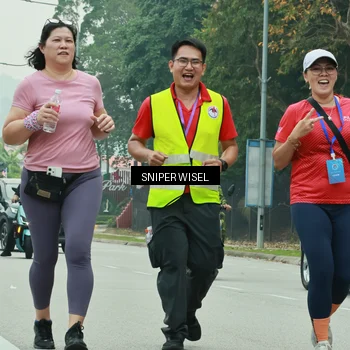 Runner Photo 7043100