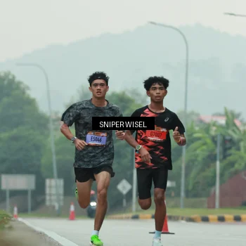 Runner Photo 7043139