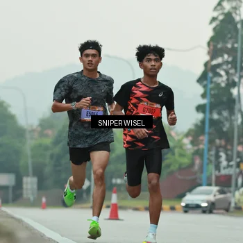 Runner Photo 7043154