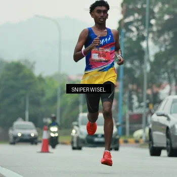 Runner Photo 7043174