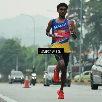 Runner Photo 7043176