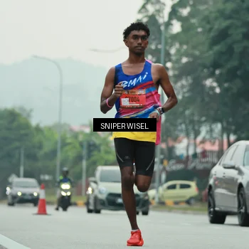 Runner Photo 7043180
