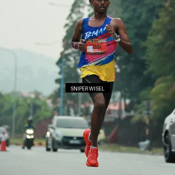 Runner Photo 7043191