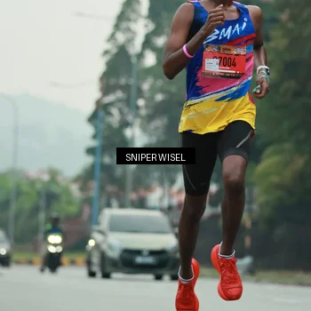 Runner Photo 7043196