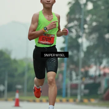 Runner Photo 7043205