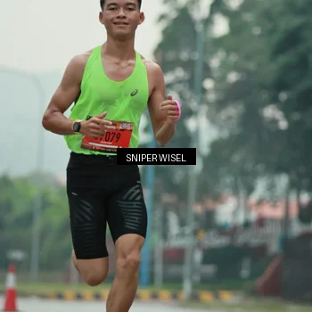 Runner Photo 7043207