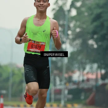 Runner Photo 7043209