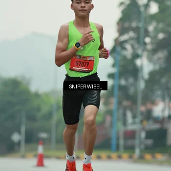 Runner Photo 7043216