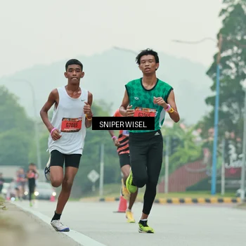 Runner Photo 7043220