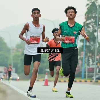 Runner Photo 7043230