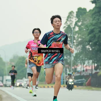 Runner Photo 7043264