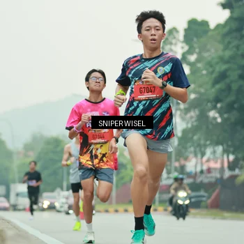 Runner Photo 7043265