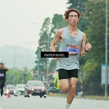 Runner Photo 7043273