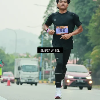 Runner Photo 7043290