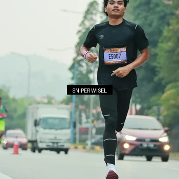 Runner Photo 7043291