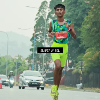 Runner Photo 7043307