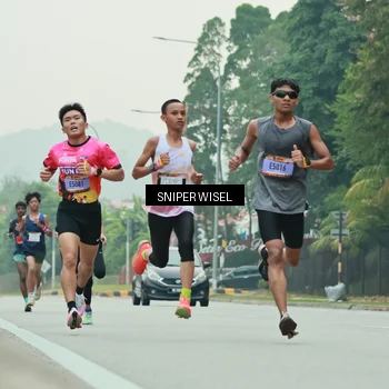 Runner Photo 7043319