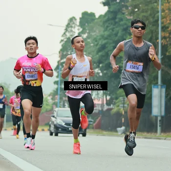 Runner Photo 7043325