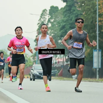 Runner Photo 7043326
