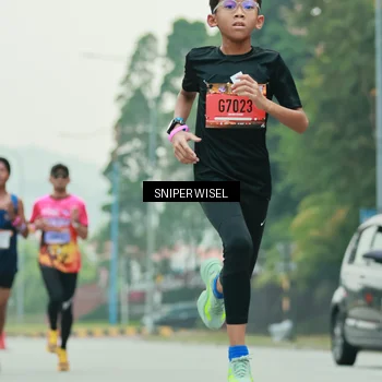 Runner Photo 7043336