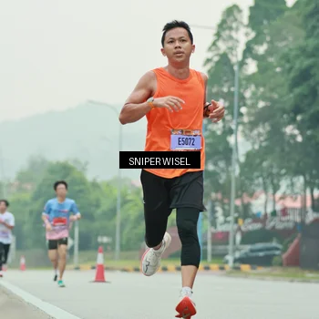 Runner Photo 7043342