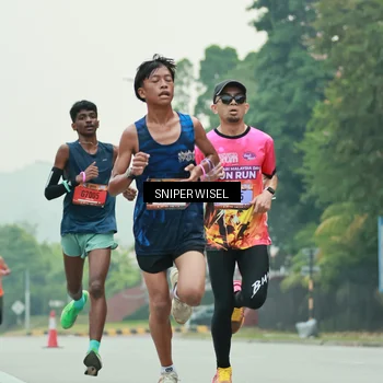 Runner Photo 7043343