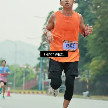 Runner Photo 7043361