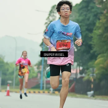 Runner Photo 7043364