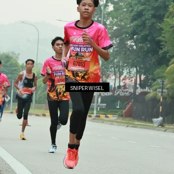 Runner Photo 7043368