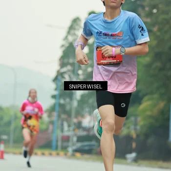 Runner Photo 7043369