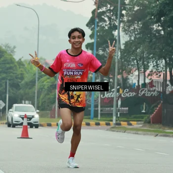 Runner Photo 7043392